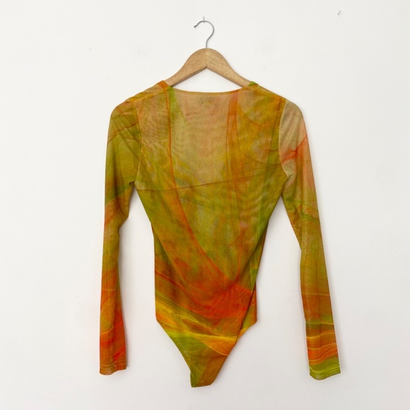 Farai London bodysuit mini skirt set - Picture 10 of 10